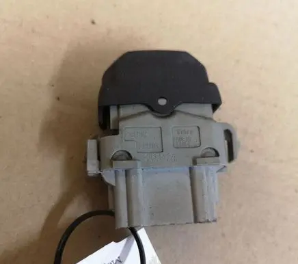 Renault Megane II Electric window control switch 28082