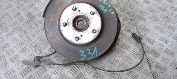 Toyota Auris E180 Front wheel hub spindle knuckle