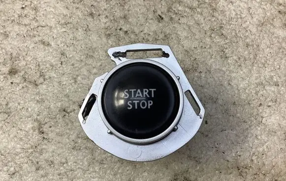 Renault Laguna III Engine start stop button switch 1001169