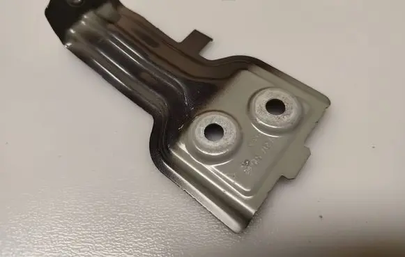 BMW X3 G01 Fender mounting bracket 7397515 41357475801 7475801