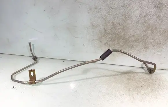 Lexus IS 220D-250-350 Fuel injector supply line/pipe 