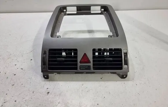 Volkswagen Touran I Dash center air vent grill 1T1819728