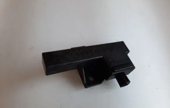 Audi A8 S8 D4 4H Keyless (KESSY) go control unit/module 8K0907247