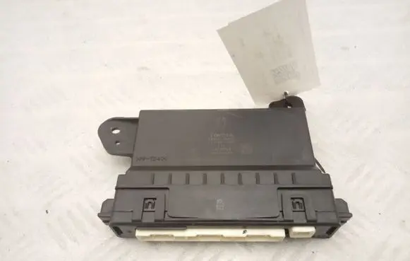 Lexus RX 450H Other control units/modules 8865048870