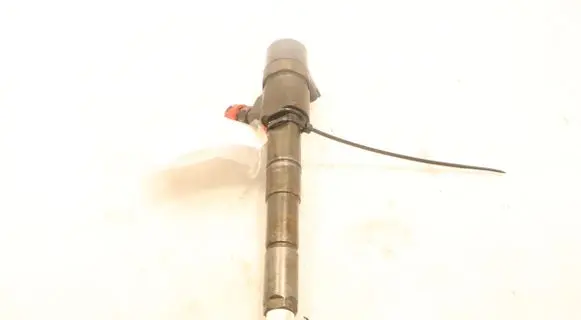 Alfa Romeo 159 Fuel injector 0445110243