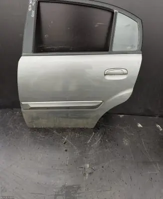 KIA Rio Rear door