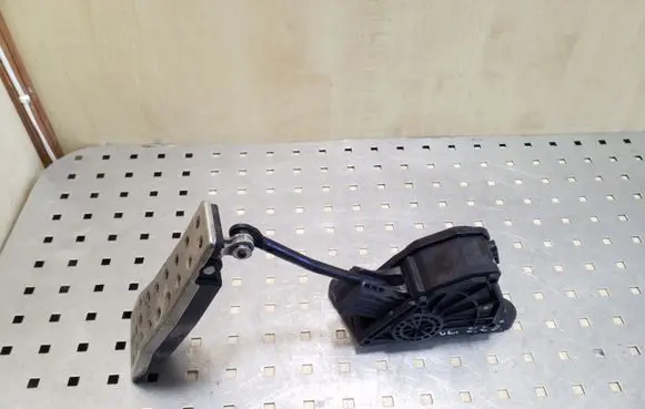 Honda Civic Accelerator throttle pedal 17800SMGT000