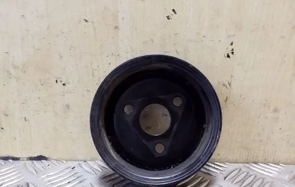 Opel Frontera B Power steering pump pulley 90528666