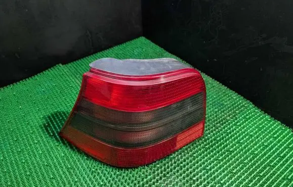 Volkswagen Golf IV Rear/tail lights 1J6945111S