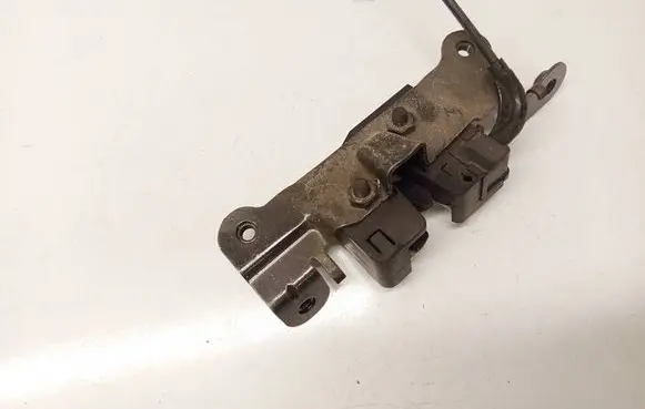 Volvo S60 Seat back rest lock catch 