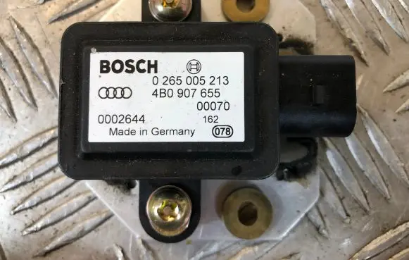 Audi A6 S6 C5 4B ESP acceleration yaw rate sensor 4B0907655 0002644 0265005213