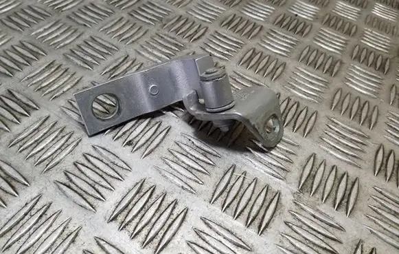 Ford Mondeo MK IV Rear door lower hinge 7S7AA26810AF