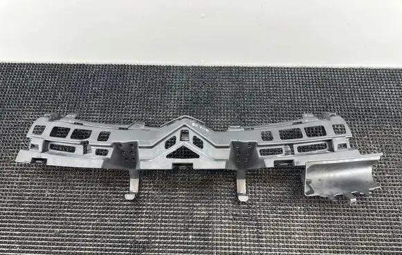 Citroen C4 I Picasso Front bumper mounting bracket 9654198680 2000637