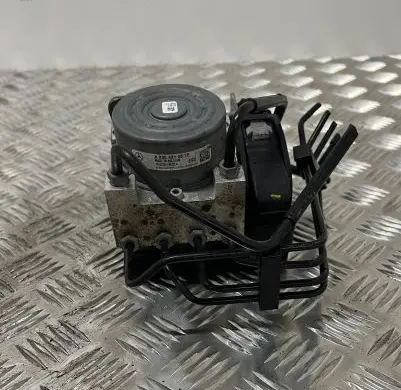 Mercedes-Benz C W205 ABS Pump A2059012800 10062239031 28515201523
