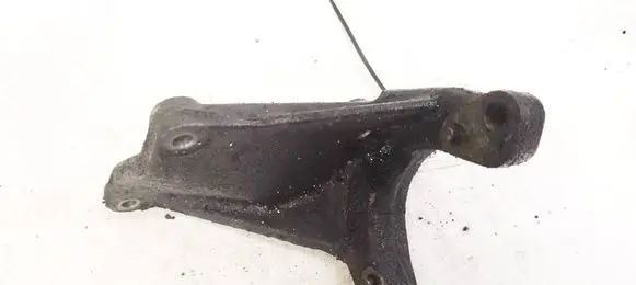 Chrysler Sebring (JS) Engine mounting bracket