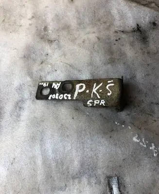Audi A4 S4 B9 Fender mounting bracket 8w0821433b