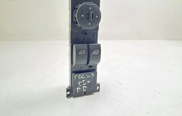 Ford Focus Electric window control switch 3M5T14529DE 03168053