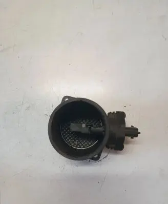 Volvo V70 Mass air flow meter 8670115