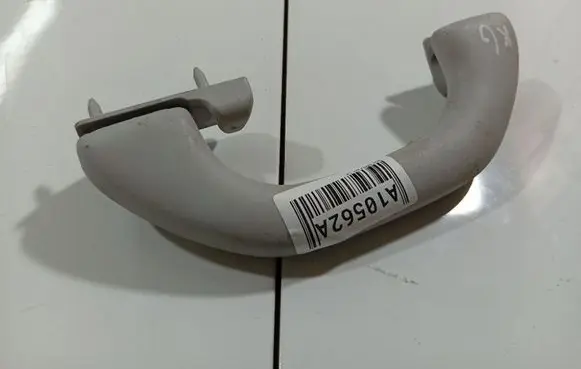Skoda Octavia Mk2 (1Z) Rear interior roof grab handle 6Y0857607