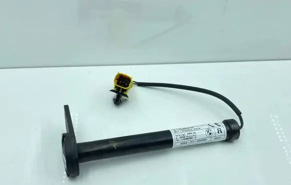 BMW 2 F45 Bonnet Pedestrian Airbag Actuator 7300538 TYP165 AR730053810