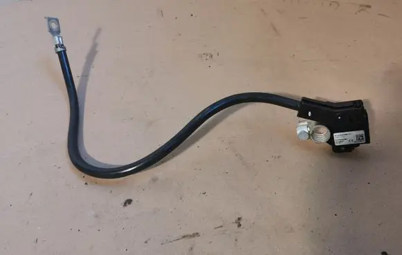 BMW 6 F12 F13 Negative earth cable (battery) 9253082