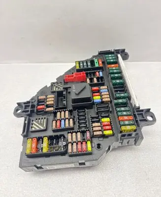 BMW 5 F10 F11 Fuse module 9234424 217033451F