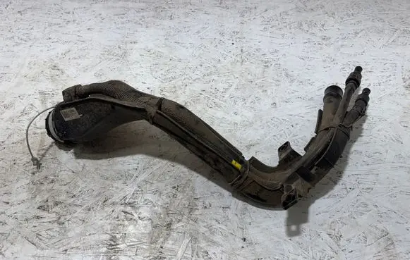 Hyundai i10 Fuel tank filler neck pipe 31030K7000