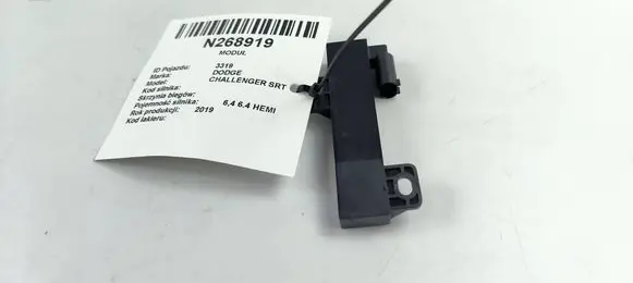 Dodge Challenger Aerial antenna amplifier 68051315AB