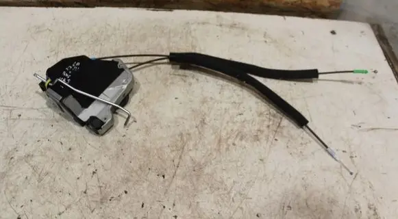 Subaru Forester SJ Front door lock 61100SG010
