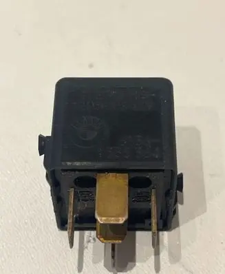 BMW 3 E36 Other relay 1388364 61361388264