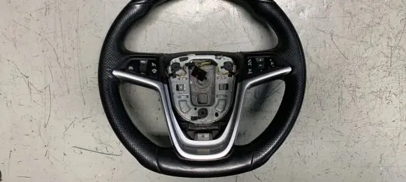 Opel Zafira C Steering wheel 13365200