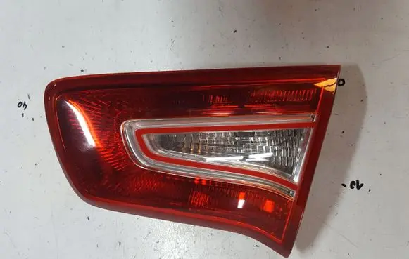 KIA Sportage Tailgate rear/tail lights