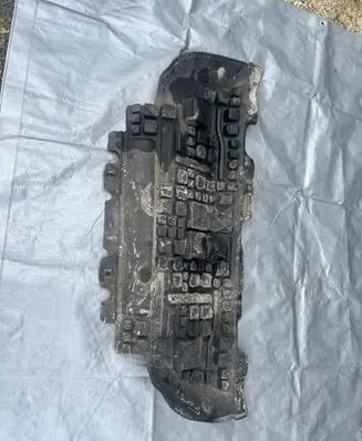 Jeep Grand Cherokee Engine splash shield/under tray