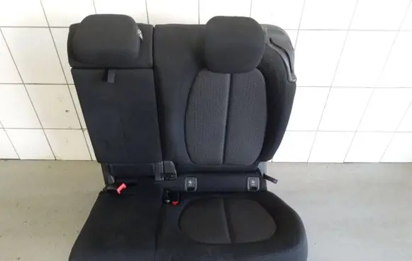 BMW 2 F45 Second row seats 