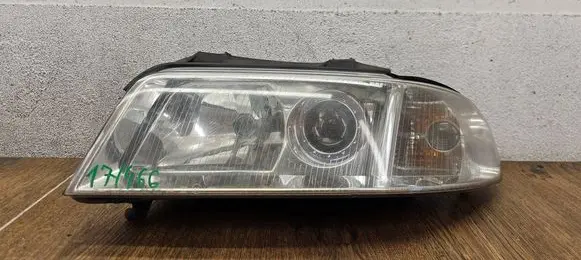 Audi A4 S4 B5 8D Headlight/headlamp 8D0941003AN