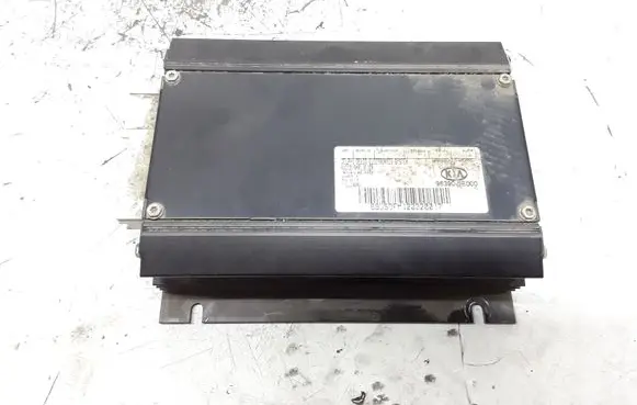 KIA Sorento Sound amplifier 963903E000