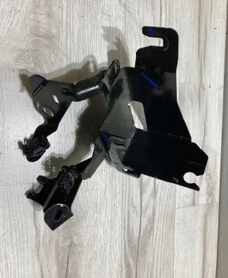 Renault Clio V ABS pump bracket 478401826R