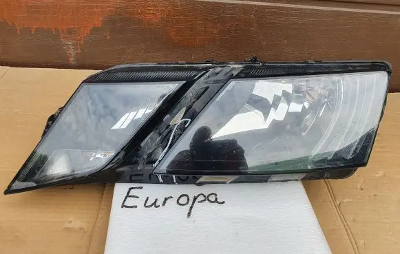 Skoda Octavia Mk3 (5E) Headlight/headlamp 5E1941015C