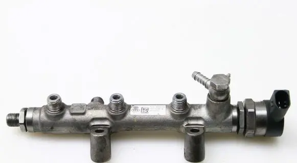 Audi Q7 4L Fuel main line pipe 059130090CB