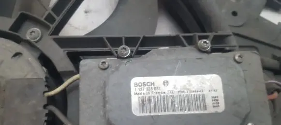 Volvo S80 Coolant fan relay 1137328081