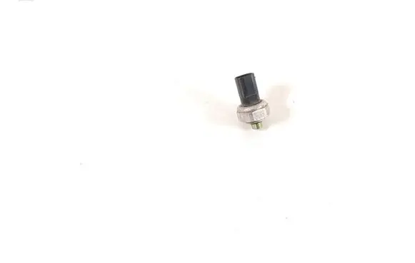 Mercedes-Benz E W212 Air conditioning (A/C) pressure sensor A2110000283