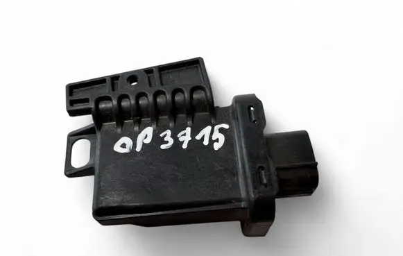 Toyota RAV 4 (XA30) Door control unit/module 8999130040