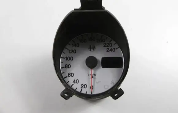 Alfa Romeo 156 Speedometer (instrument cluster) 60658100