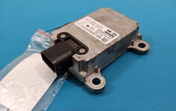 Hyundai H-1, Starex, Satellite ESP acceleration yaw rate sensor 956914H000 IMPRK1567337