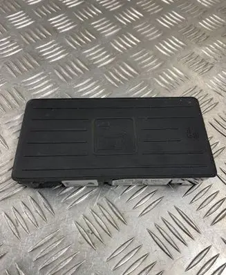Audi A7 S7 4K8 Wireless charging module 4K0035502A