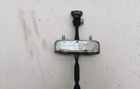 Lexus IS 220D-250-350 Rear door check strap stopper
