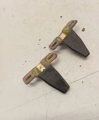 Volkswagen Transporter - Caravelle T4 Loading door lock loop/hook striker 701829734 70182973