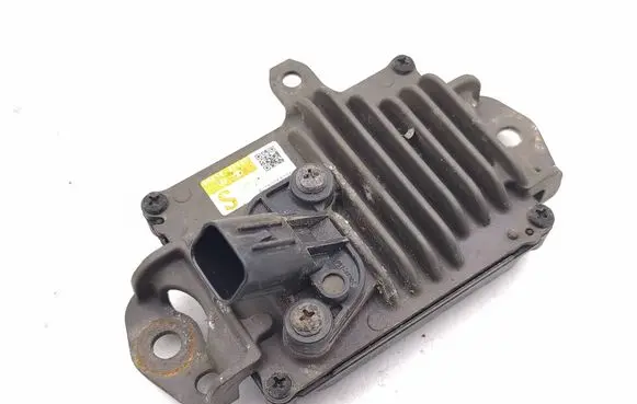 Toyota RAV 4 (XA50) Distronic sensor radar 8821033120 2301008016 801600557058