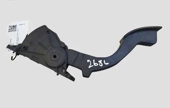 Volvo S40 Accelerator throttle pedal 4M519F836AH 00864101