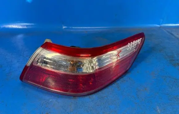 Toyota Camry Boot/trunk interior light 8155006240